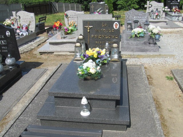 Grób Mateusz Przysowa