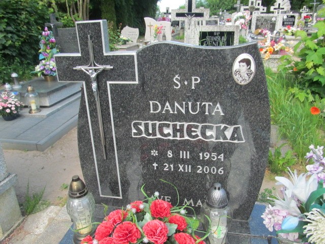 Danuta Suchecka 1954 Darłowo - Grobonet - Wyszukiwarka osób pochowanych