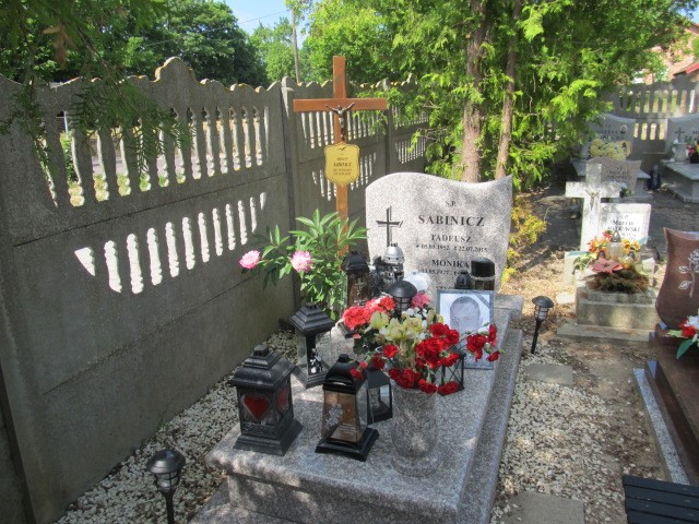 Grób Tadeusz Sabinicz
