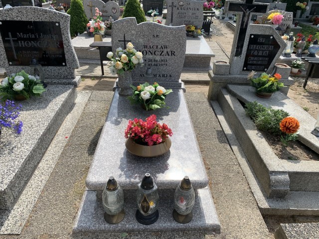 Grób Wacław Honczar