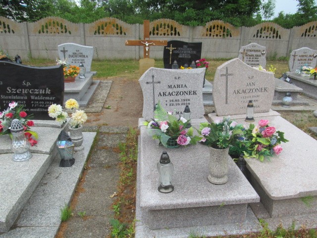Grób Jan Akaczonek