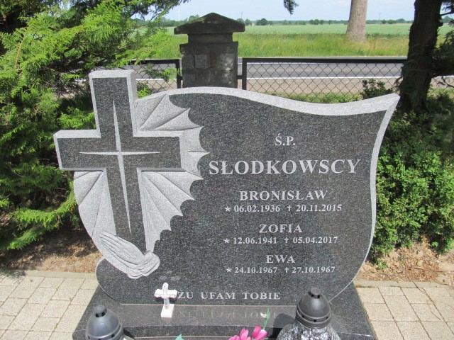 Zofia Słodkowska 1941 Darłowo - Grobonet - Wyszukiwarka osób pochowanych